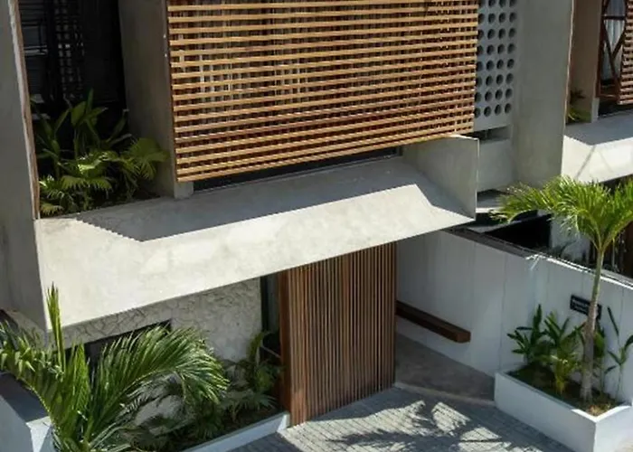 Villa Pantai Lima 2br With Rooftop Only 500m To Canggu